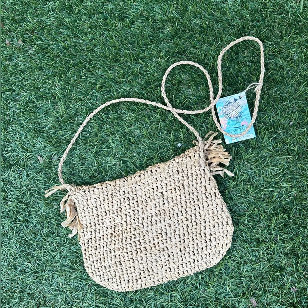 BNWT Dutch Handmade Crocheted Straw Crossbody Bag Purse - Picture 9 of 12